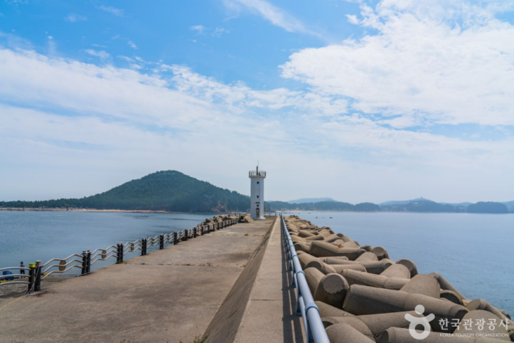 어은돌항 여행 추천 - 메고지고