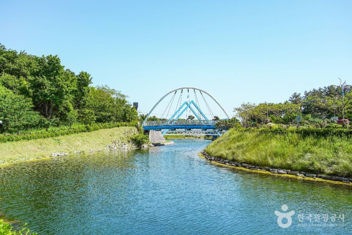 삼학도 여행 추천 - 메고지고