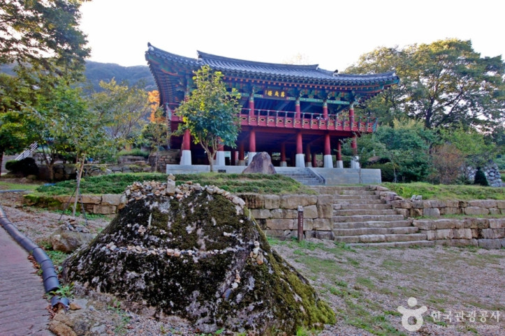 영국사(영동) 여행 추천 - 메고지고