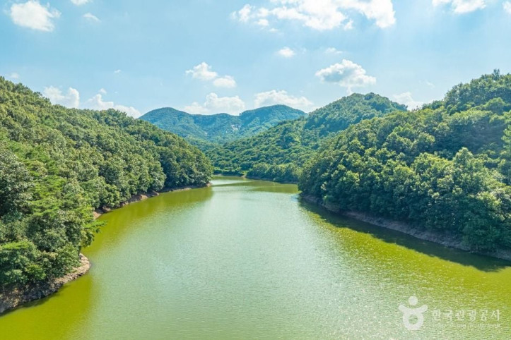 기산저수지(공주) 여행 추천 - 메고지고