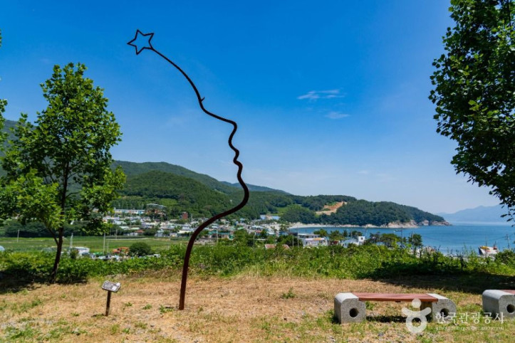 만흥공원 여행 추천 - 메고지고