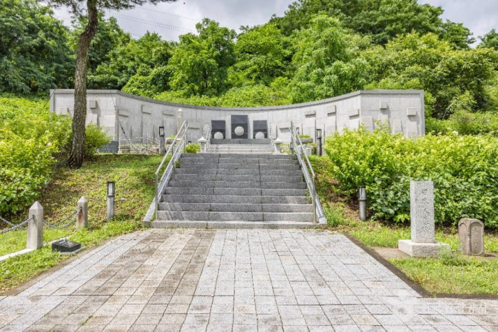 인천가족공원 외국인묘지 여행 추천 - 메고지고