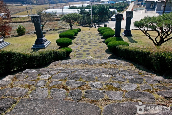 충주 영모사 여행 추천 - 메고지고