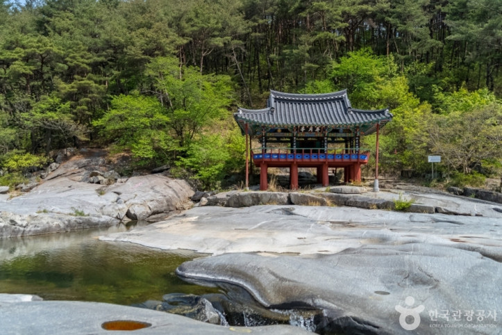 농월정 국민관광지 여행 추천 - 메고지고