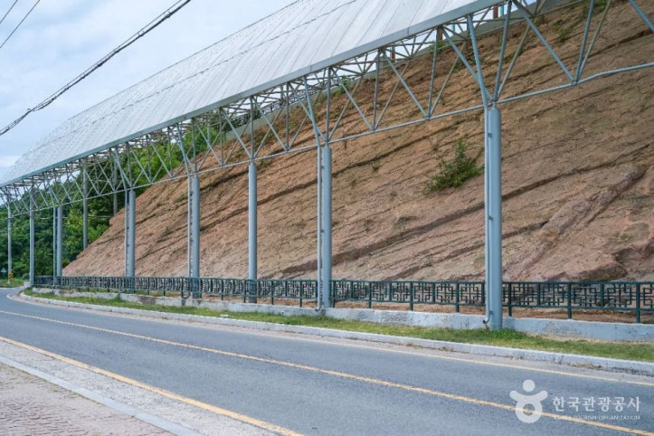 의성 제오리 공룡발자국 화석산지 여행 추천 - 메고지고