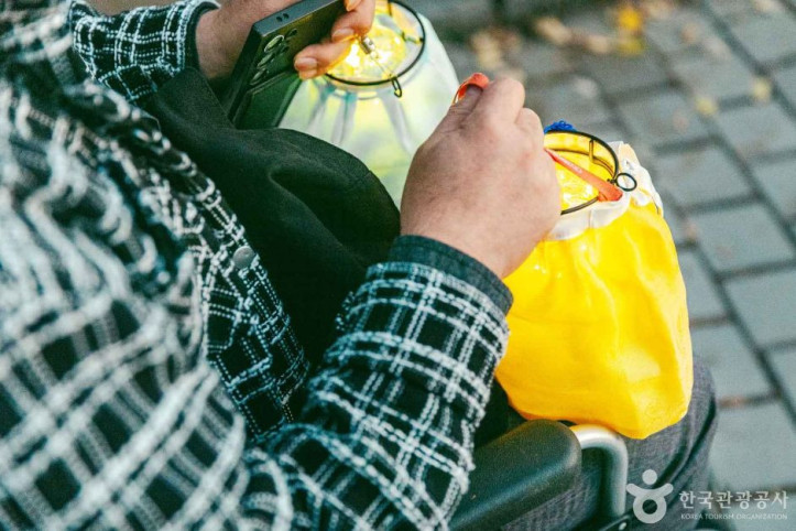 폴링 인 진주 여행 추천 - 메고지고