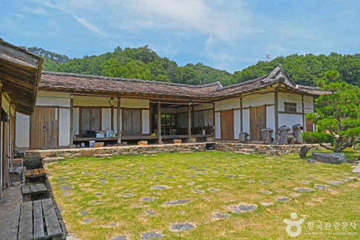 연제 안승갑 고가 여행 추천 - 메고지고