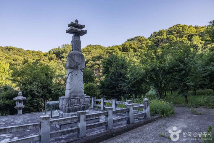 청룡사(청주) 여행 추천 - 메고지고