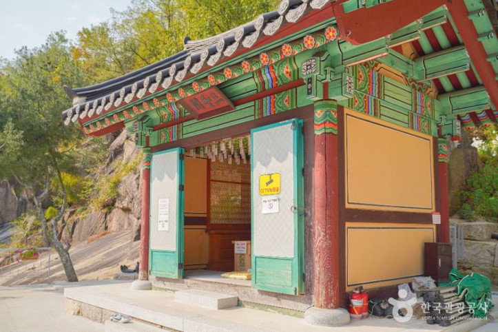 옥천암(서울) 여행 추천 - 메고지고