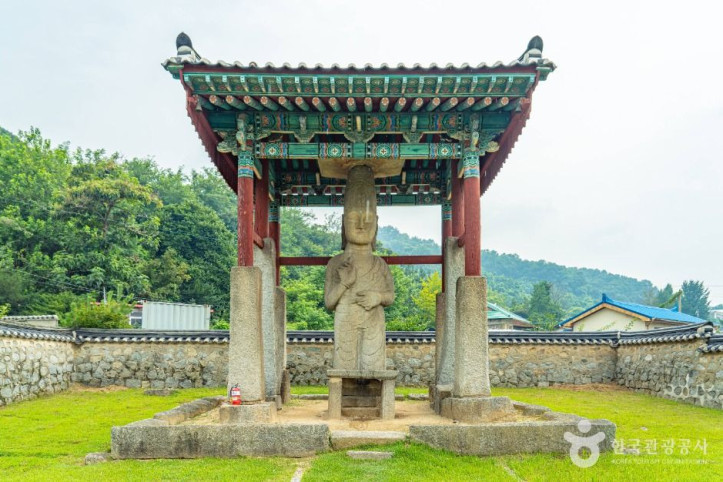 매산리석불입상 여행 추천 - 메고지고