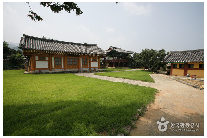 청도향교 여행 추천 - 메고지고