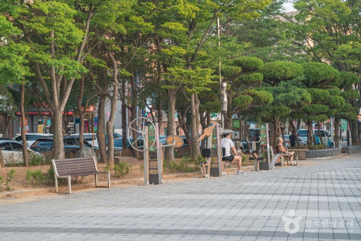 덕신소공원 여행 추천 - 메고지고