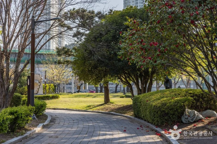 부산 올림픽동산 여행 추천 - 메고지고