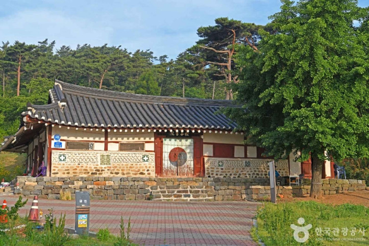 송곡서원(서산) 여행 추천 - 메고지고