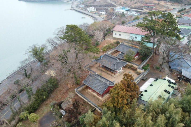 덕양서원(고흥) 여행 추천 - 메고지고
