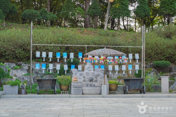 용화사(안성) 여행 추천 - 메고지고