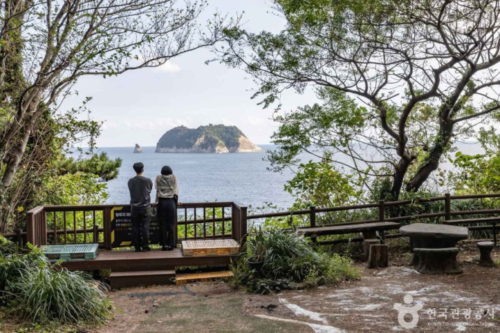 황우지해안열두굴 여행 추천 - 메고지고