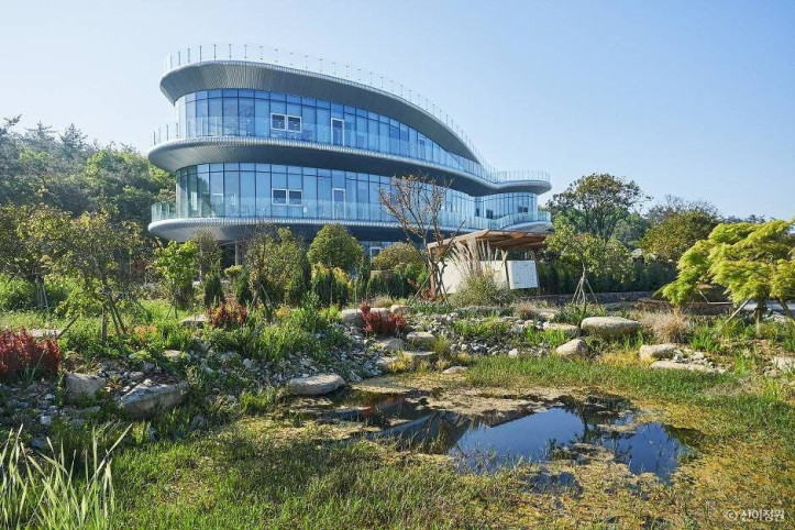 산이정원 여행 추천 - 메고지고