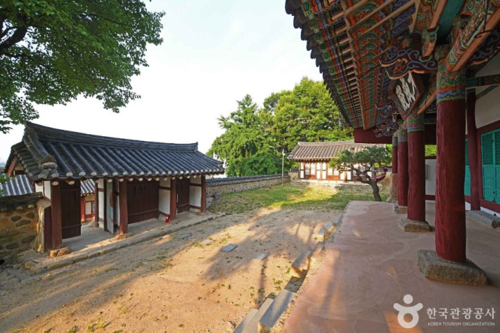 직산향교 여행 추천 - 메고지고
