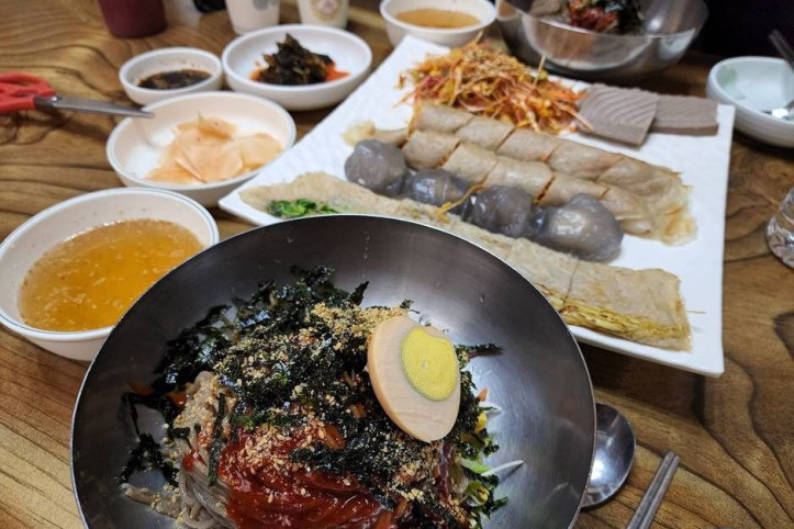 효석문화마을 메밀음식거리 여행 추천 - 메고지고