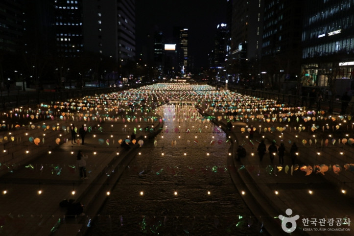 청계천 여행 추천 - 메고지고