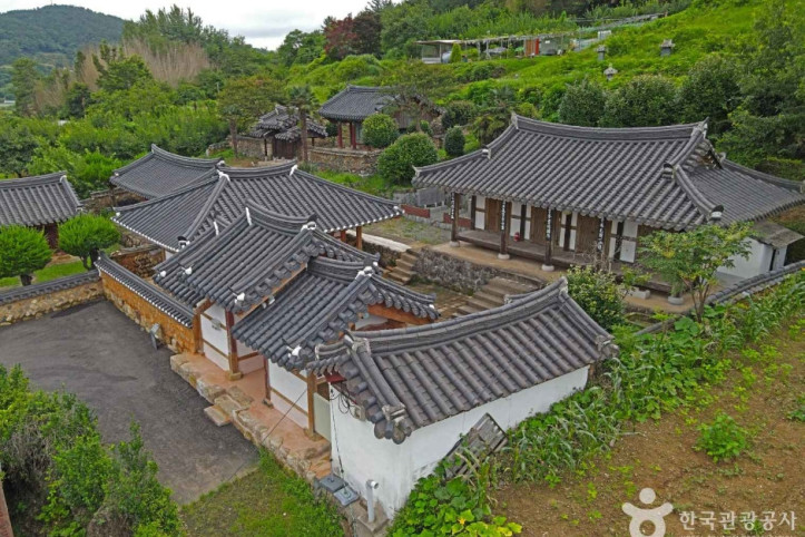 율봉서원 여행 추천 - 메고지고