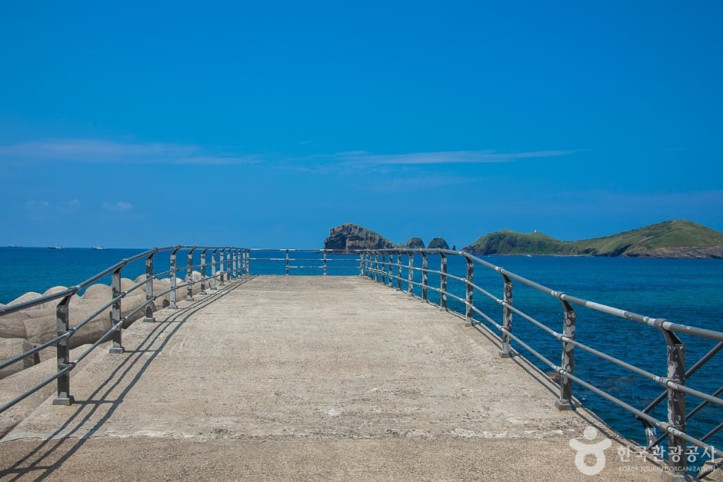 엉알해안산책로 여행 추천 - 메고지고