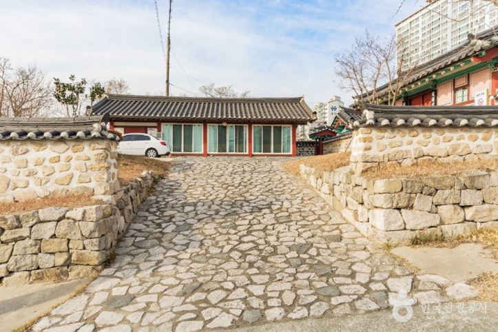 연일향교 여행 추천 - 메고지고