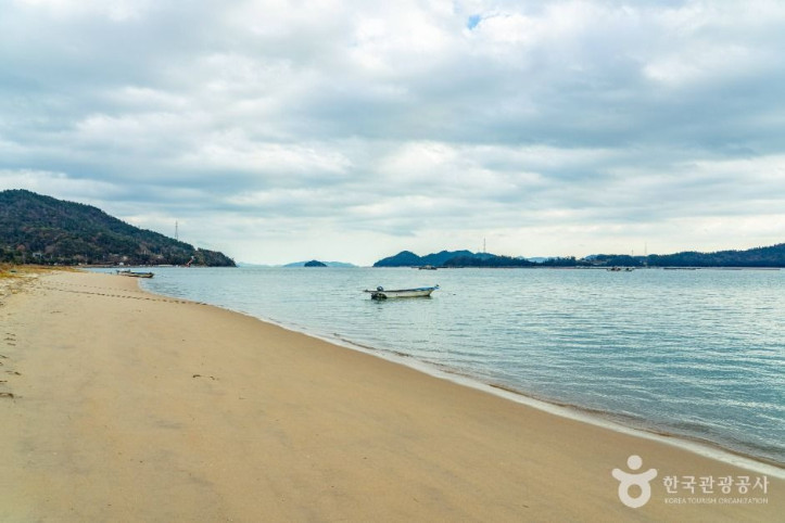 사구미해수욕장 여행 추천 - 메고지고