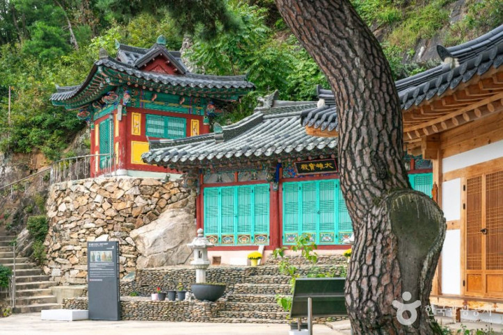 신흥사(충주) 여행 추천 - 메고지고