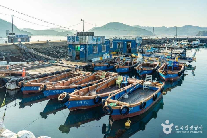 거제 어구낚시마을 여행 추천 - 메고지고