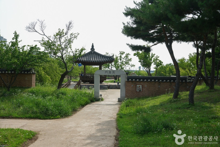 경인아라뱃길 매화동산 여행 추천 - 메고지고