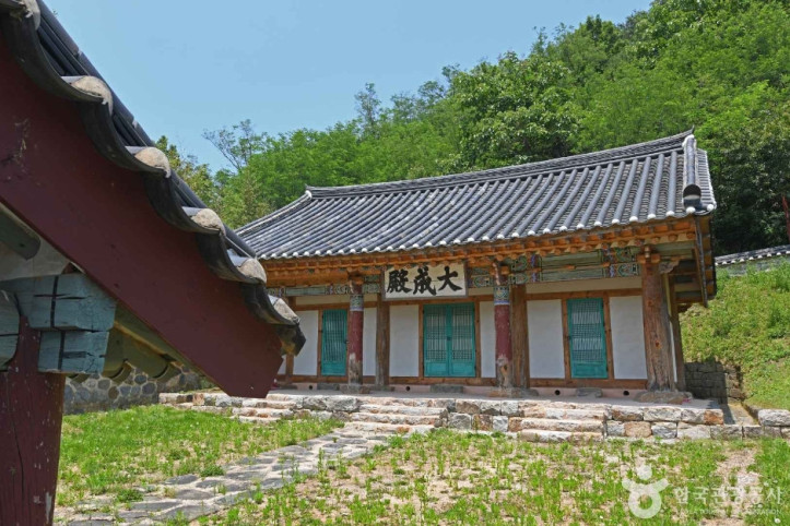한산향교 여행 추천 - 메고지고