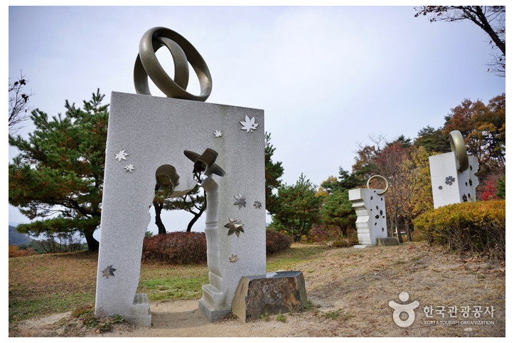 박달재목각공원 여행 추천 - 메고지고