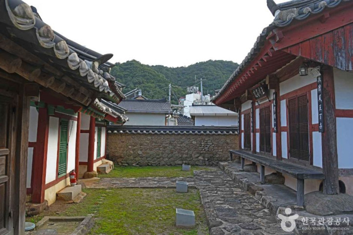 옥천서원(순천) 여행 추천 - 메고지고