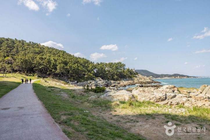 오시리아 해안산책로 여행 추천 - 메고지고