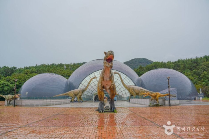 비봉공룡공원 여행 추천 - 메고지고