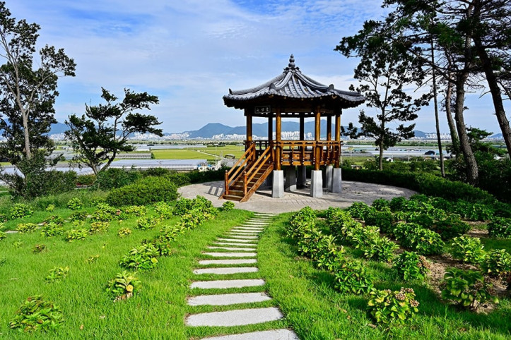 녹산고향동산 여행 추천 - 메고지고