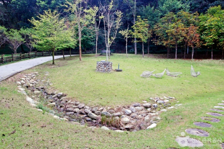 세천공원 여행 추천 - 메고지고
