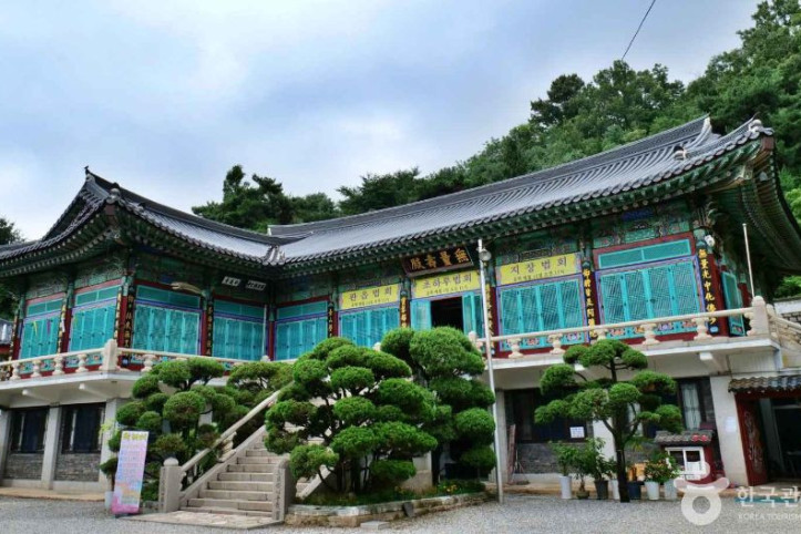 백련사(서대문) 여행 추천 - 메고지고