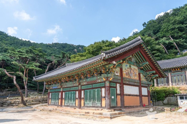 염불암(경기) 여행 추천 - 메고지고