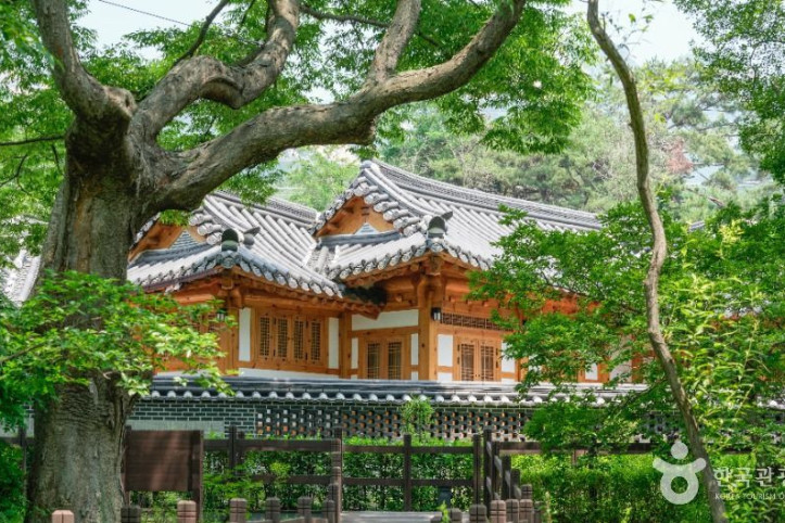 은평한옥마을 여행 추천 - 메고지고