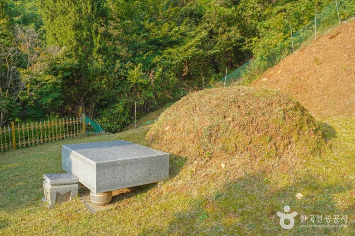 안성 남사당 바우덕이 묘 여행 추천 - 메고지고