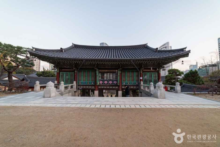 봉은사(서울) 여행 추천 - 메고지고