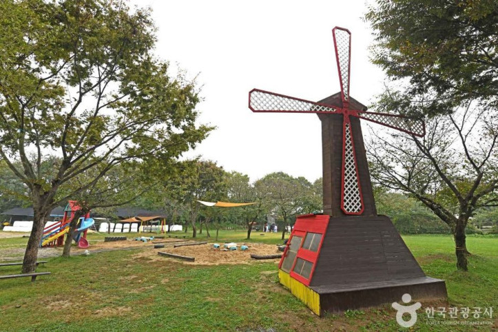 진주목장 낙농체험 여행 추천 - 메고지고