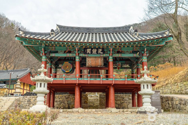 영지사 여행 추천 - 메고지고