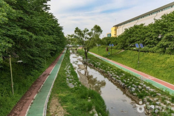 서초문화예술공원 여행 추천 - 메고지고