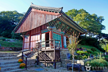 조팝꽃피는마을 여행 추천 - 메고지고