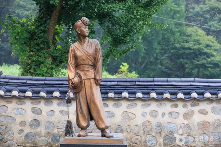 바우덕이사당 여행 추천 - 메고지고