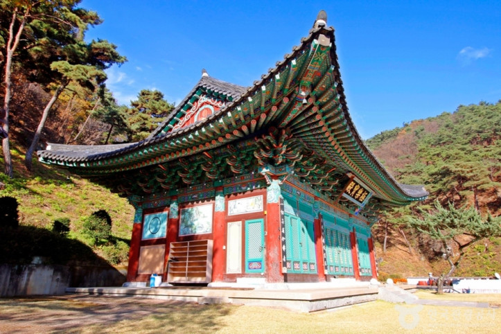 창룡사(충주) 여행 추천 - 메고지고